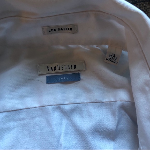 Van Heusen Men’s dress shirt - Picture 2 of 3